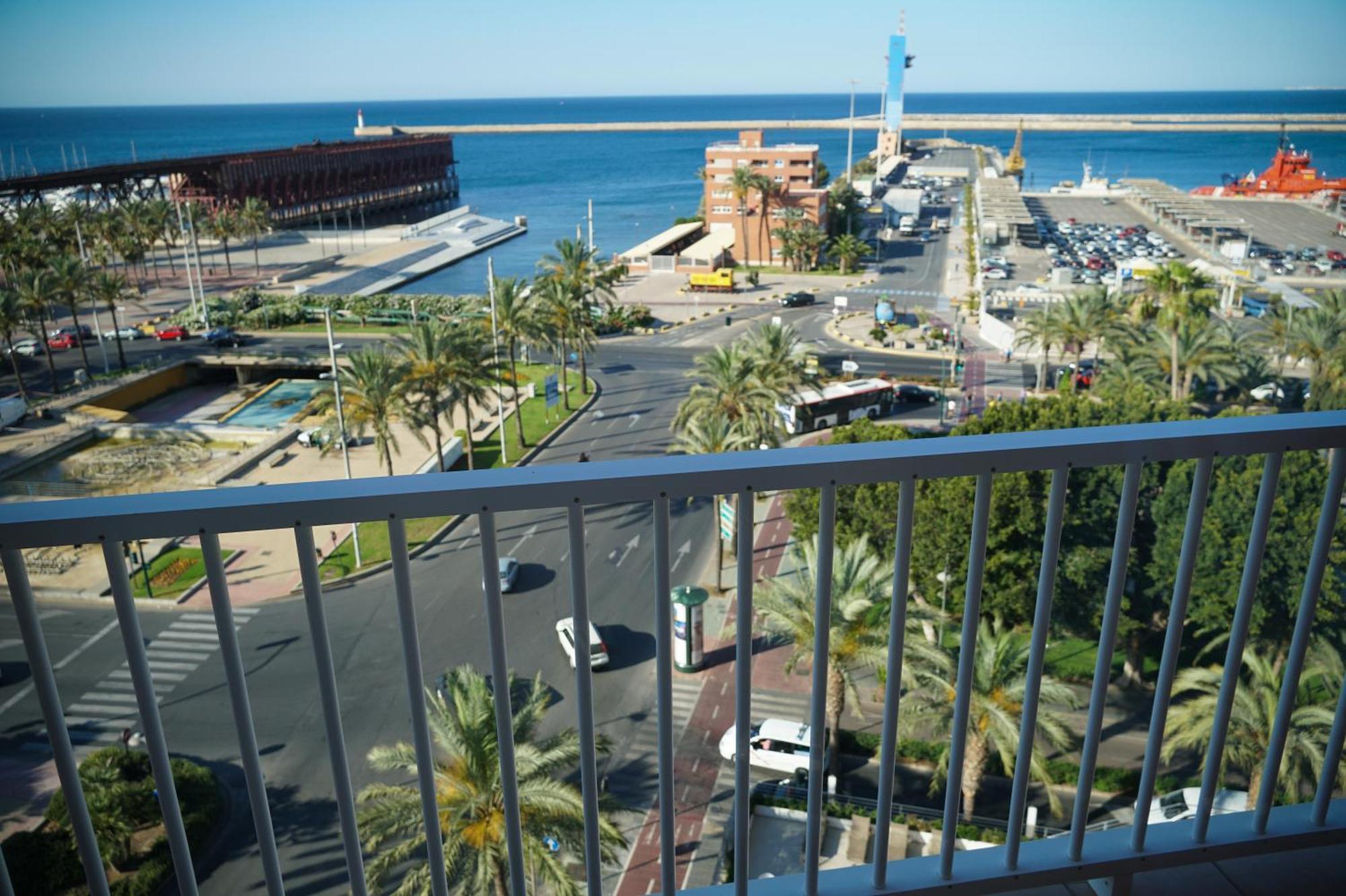 Ohtels Gran Hotel Almeria Bagian luar foto
