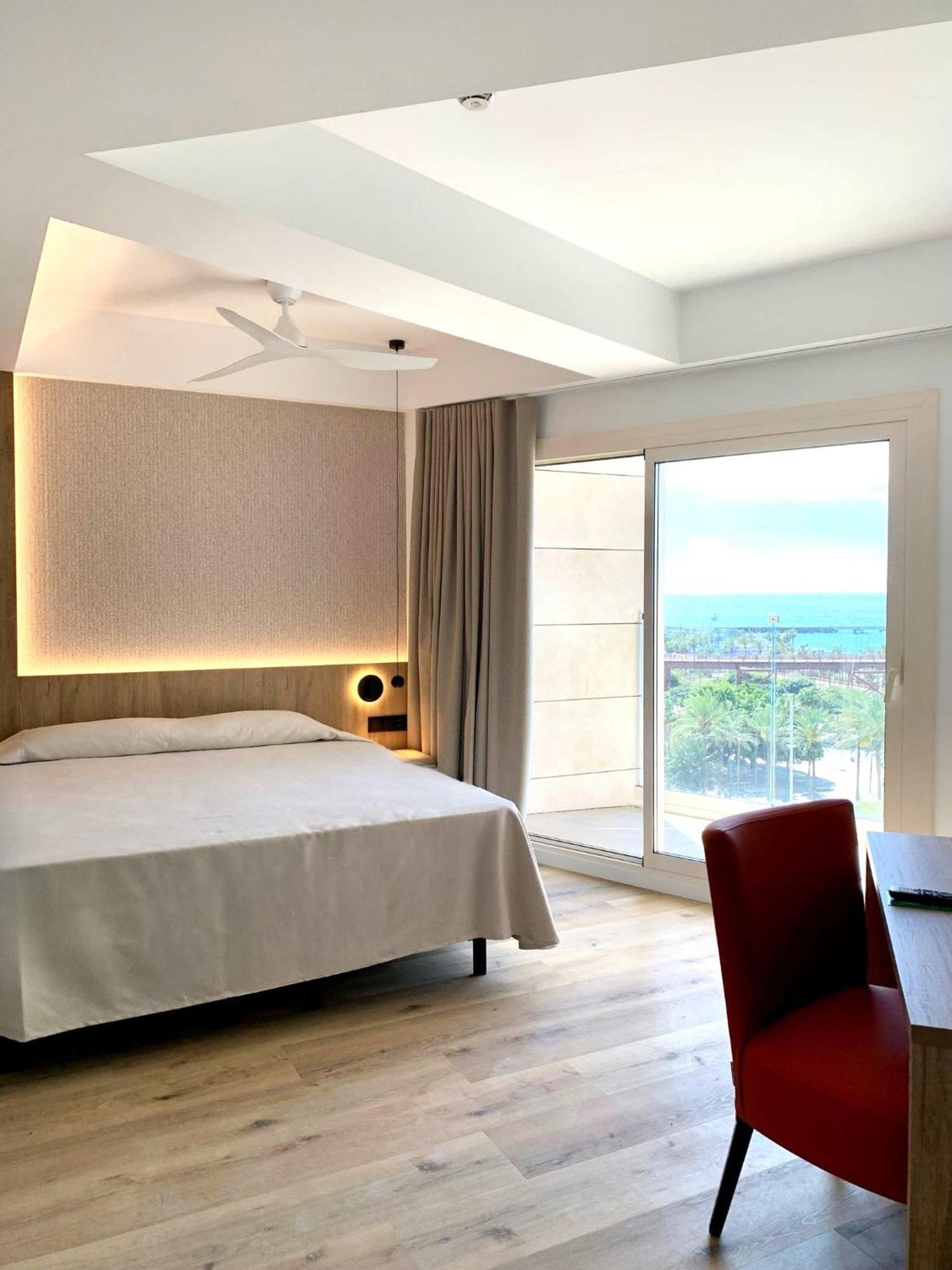 Ohtels Gran Hotel Almeria Bagian luar foto
