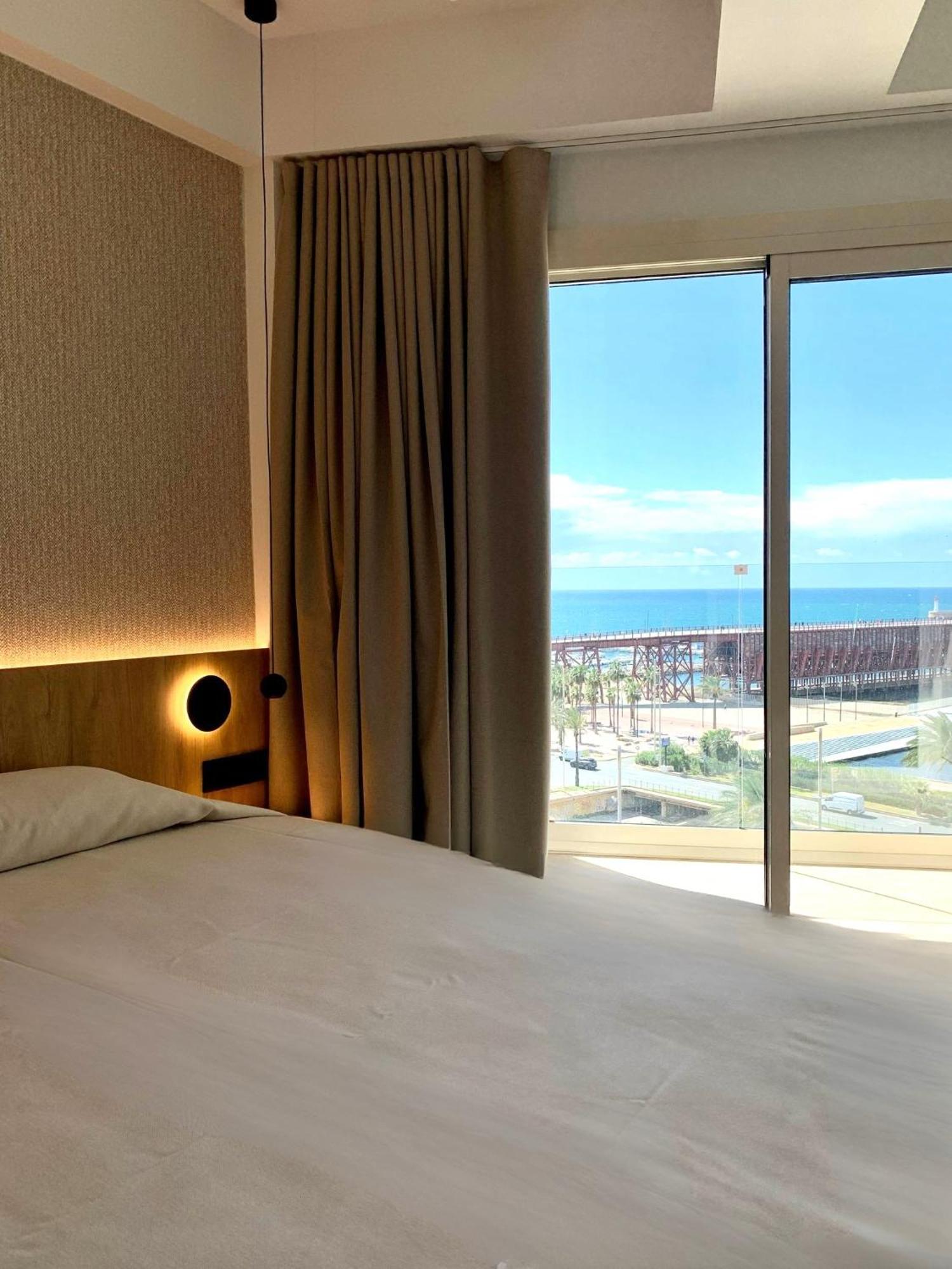 Ohtels Gran Hotel Almeria Bagian luar foto