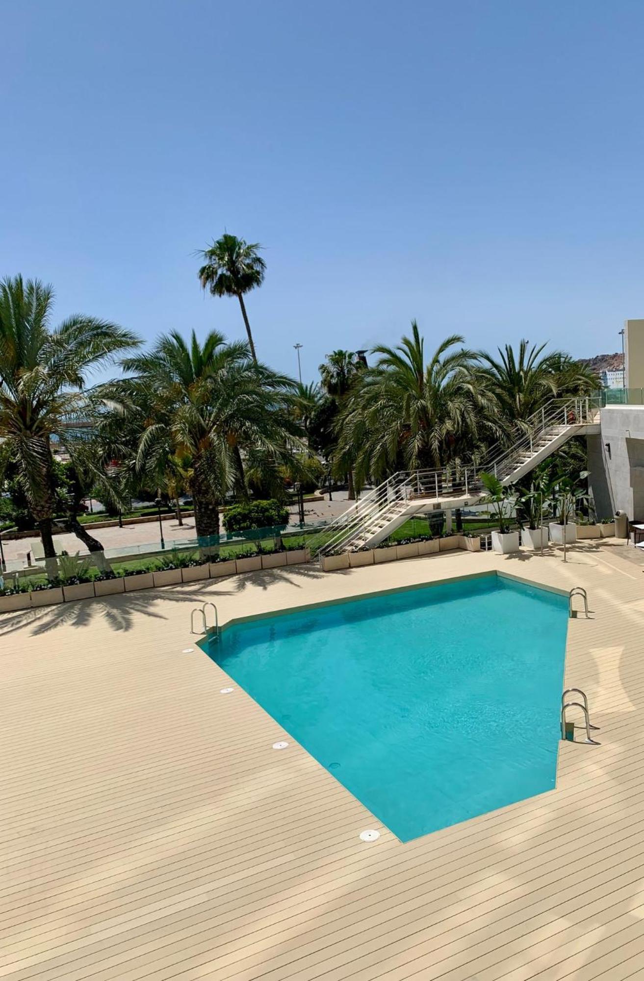 Ohtels Gran Hotel Almeria Bagian luar foto