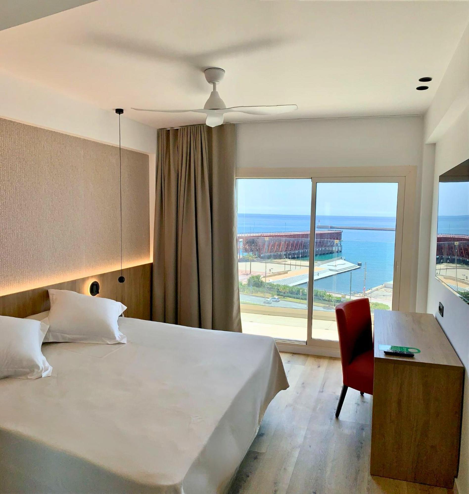Ohtels Gran Hotel Almeria Bagian luar foto