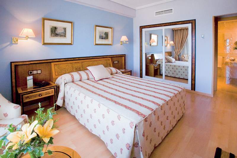 Ohtels Gran Hotel Almeria Ruang foto
